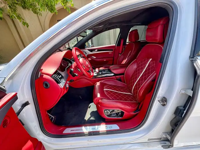 للبيع Audi S8 2016 2