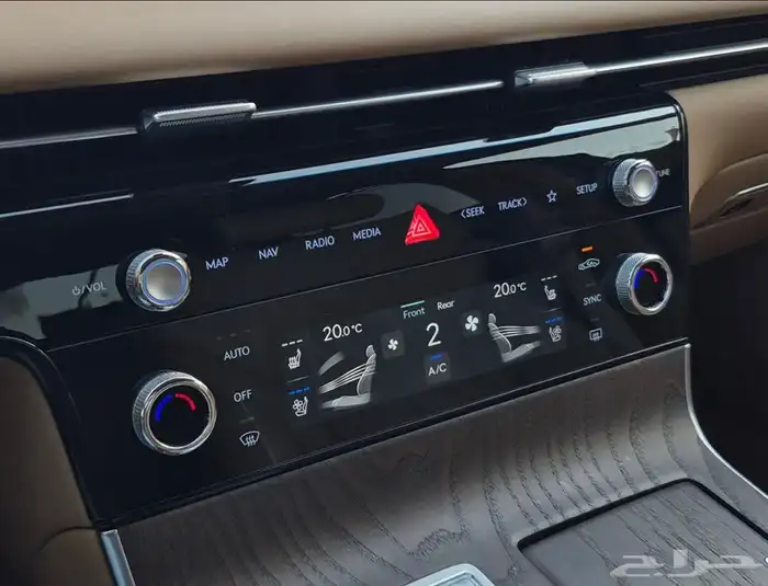 جينيسيس G80 رويال 2025 V4 9