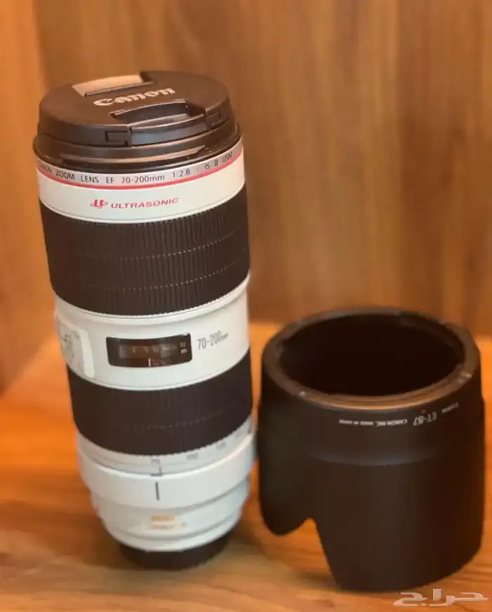 عدسة كانون 70-200 0