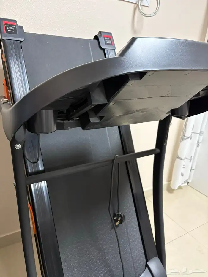 سير رياضي استخدام نظيف من شركة Olympia 1