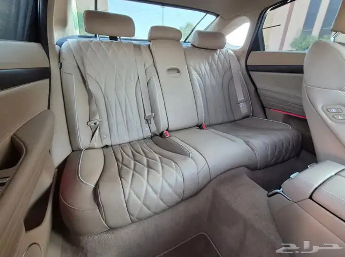 جينيسيس G80 رويال 2025 V4 5