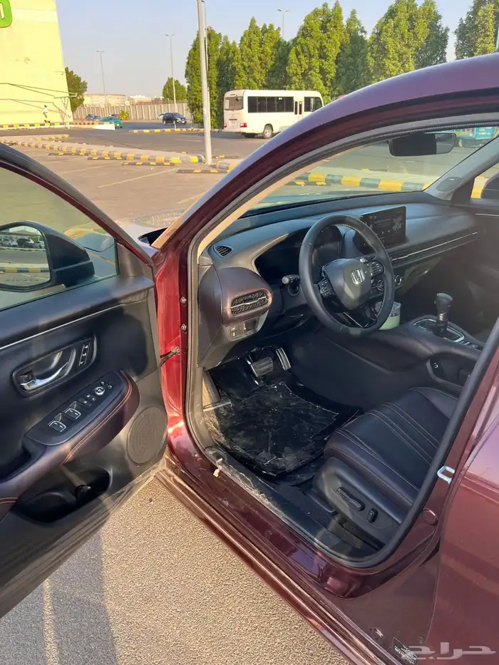 هوندا ZR-V فل كامل آخر 2024 4