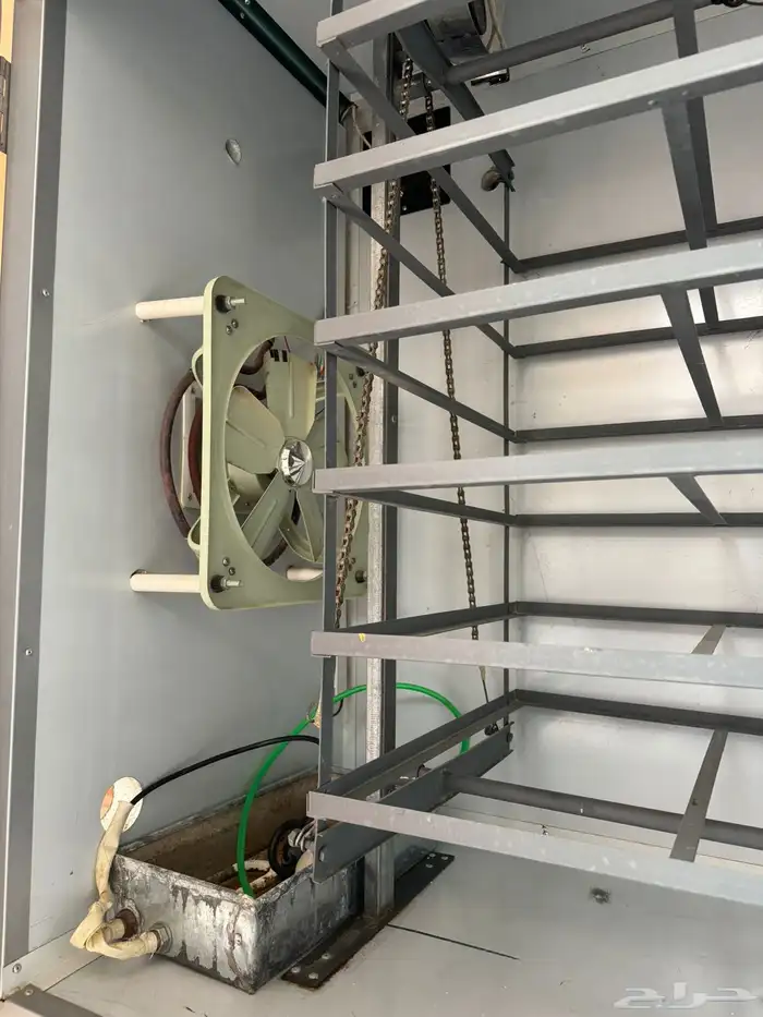 فقاسة 1054 بيضة دجاج 2