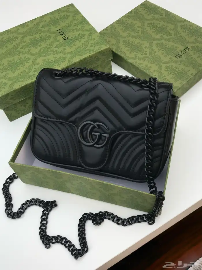 شنط ماركات العرض شنطين ب180  والنشطه ب115 فقط 20