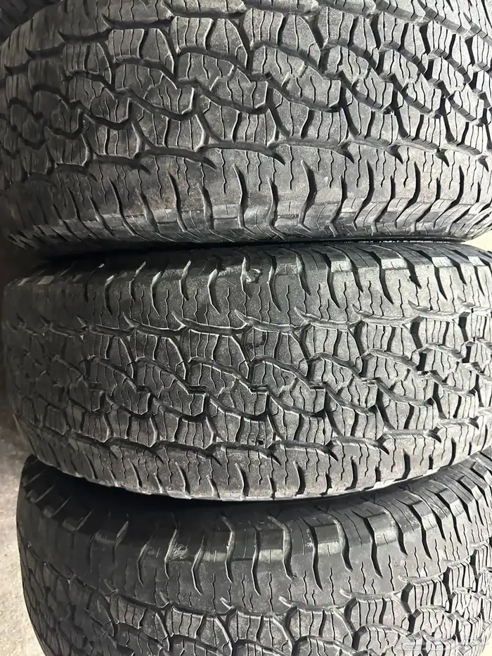 كفرات ربع حجري بي اف قودرتش مقاس 265 70 17 14