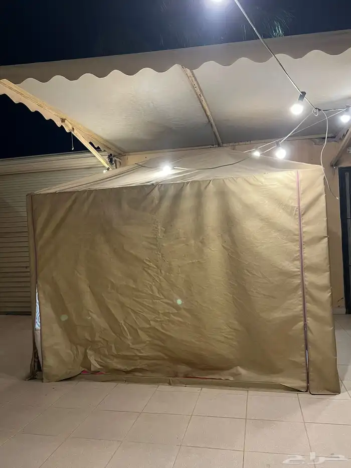 للبيع خيمه3 3قماش ضد المطر100  100 نظيفه معها فرشه ومساند 0