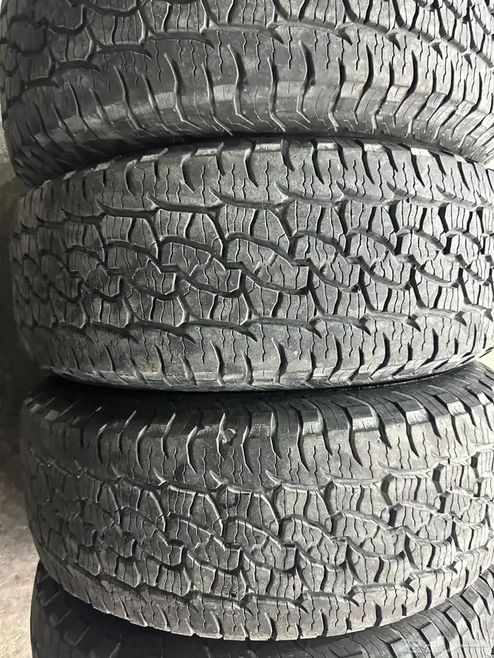كفرات ربع حجري بي اف قودرتش مقاس 265 70 17 0