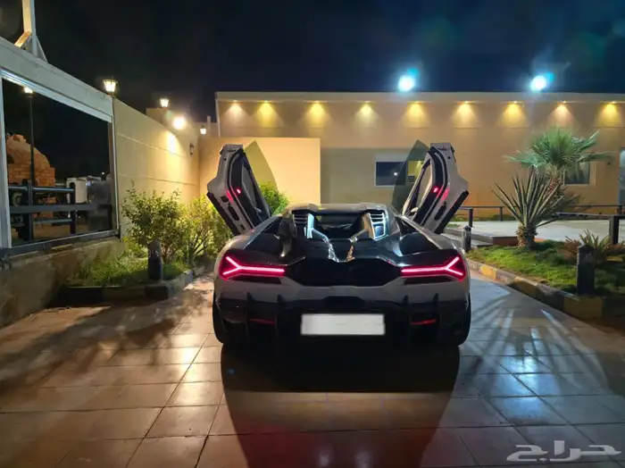 للبيع سياره لامبورجيني روفيلتو 2024 0