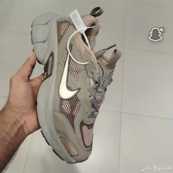 شوزات ييزي ونايك جوردن و هرمز ماستر كوالتي 3