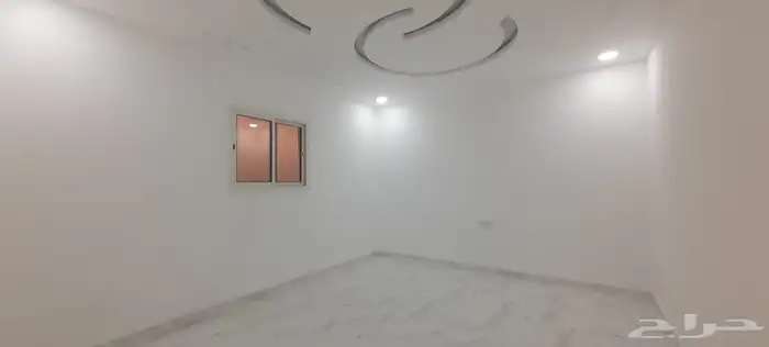 للإيجار فيلا سكنية زاوية 2