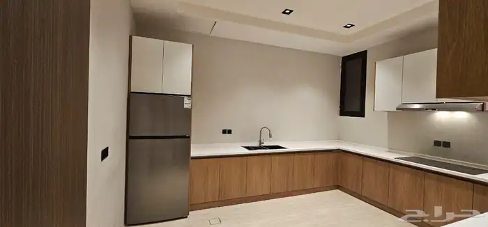 ادوار ارضيه وادوار علويه وشقق حي غصون للبيع 11