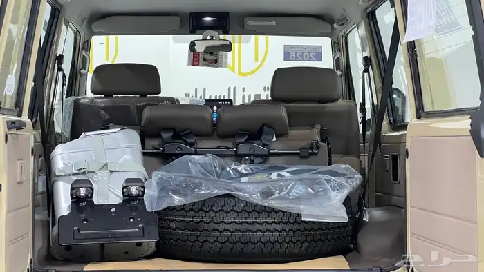 تويوتا ربعV6.2025فل كامل رفرف بريمي 40عام عرض اليوم الوطني 11