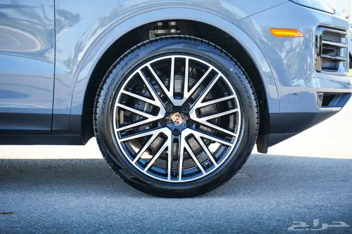 Porsche Cayenne Coupe 2026 جديد اصفار فل كامل 6