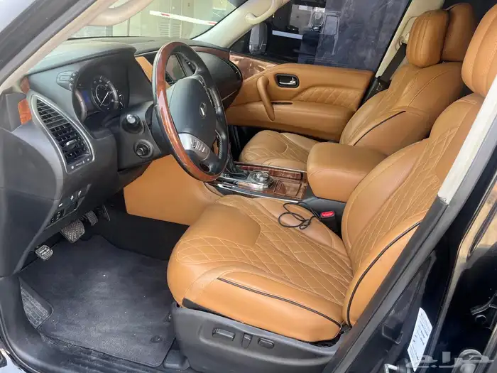 انفينتي QX80 فل كامل لوحة اماراتية 2019 24