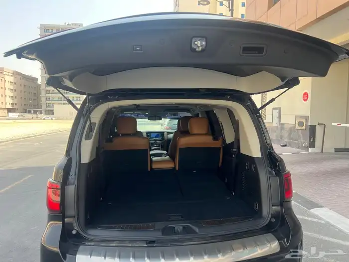 انفينتي QX80 فل كامل لوحة اماراتية 2019 15