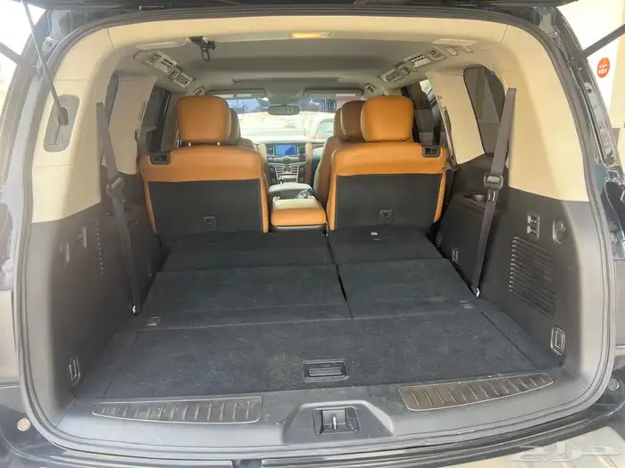 انفينتي QX80 فل كامل لوحة اماراتية 2019 10
