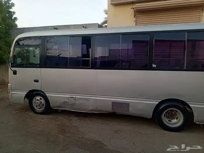 باص نيسان سفليان موديل 2005 4