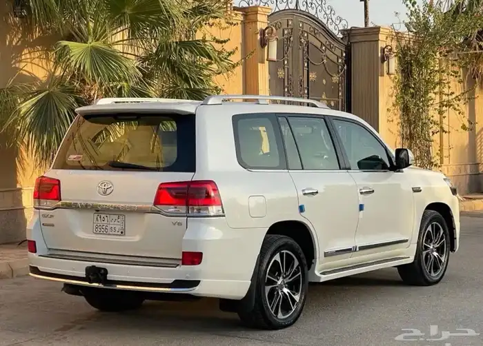 لاندكروزر gxr 2016 29