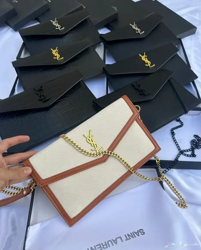 شنط ماركات العرض شنطين ب180  والنشطه ب115 فقط 39