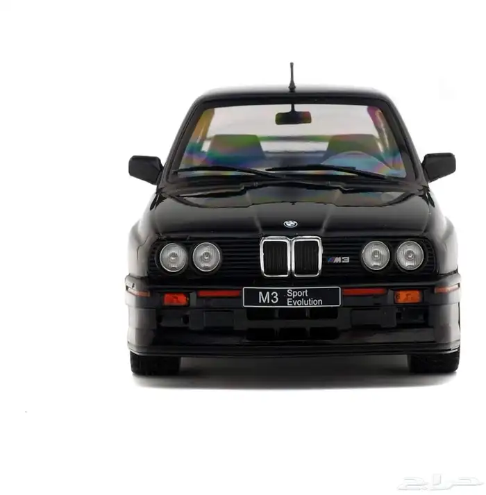 مجسم bmw M3 حجم1 18 جديد بالكرتون 1