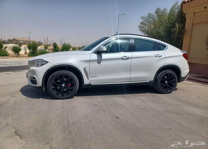 BMW X6 2015 نظيفة منوة المستخدم 6