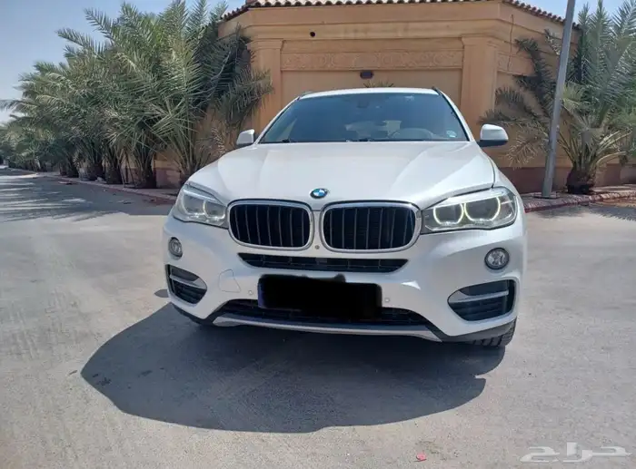 BMW X6 2015 نظيفة منوة المستخدم 1