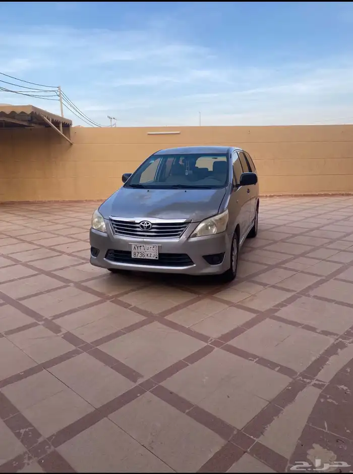 تايوتا نوفا 2015 1