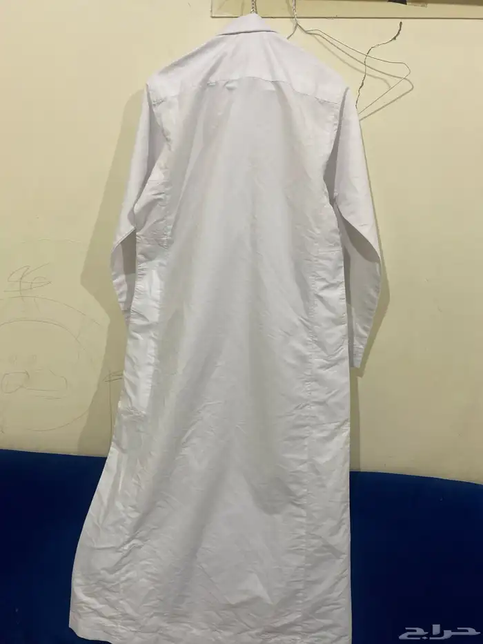 ثوب ابيض البيع مستعمل جديد مافي اي شي نضيف البيع ب50 1