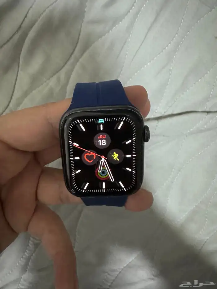 ساعه ابل SE 7