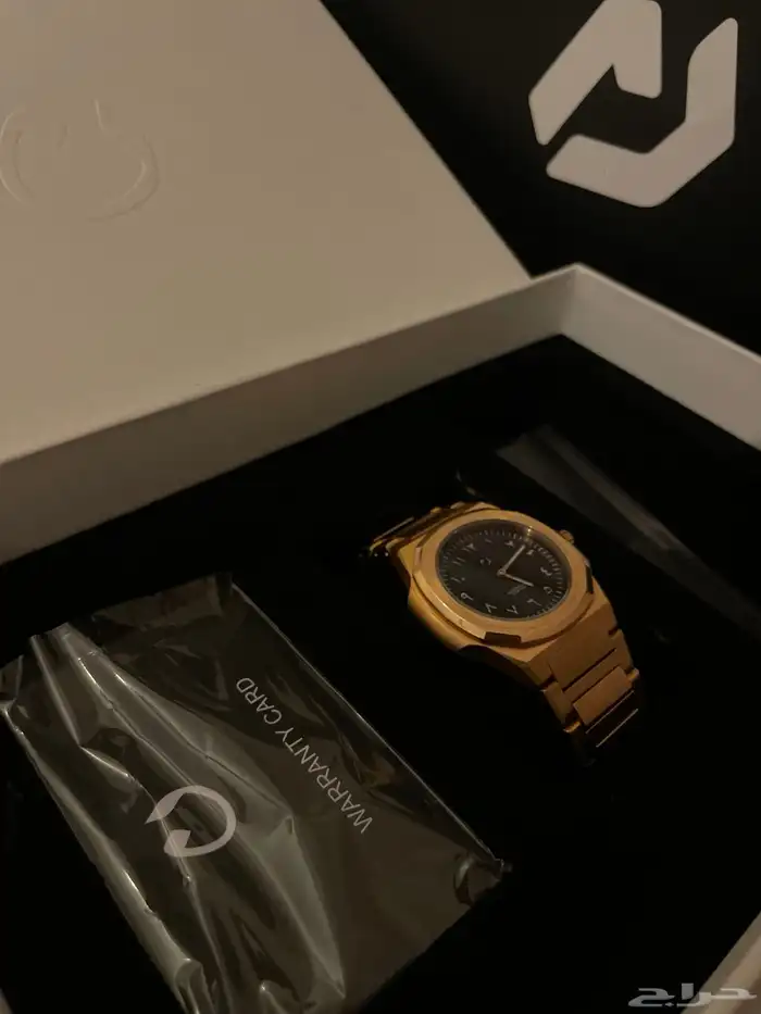 للبيع ساعه يد نون اوفيشال الفاخرة for sale a luxurious 5