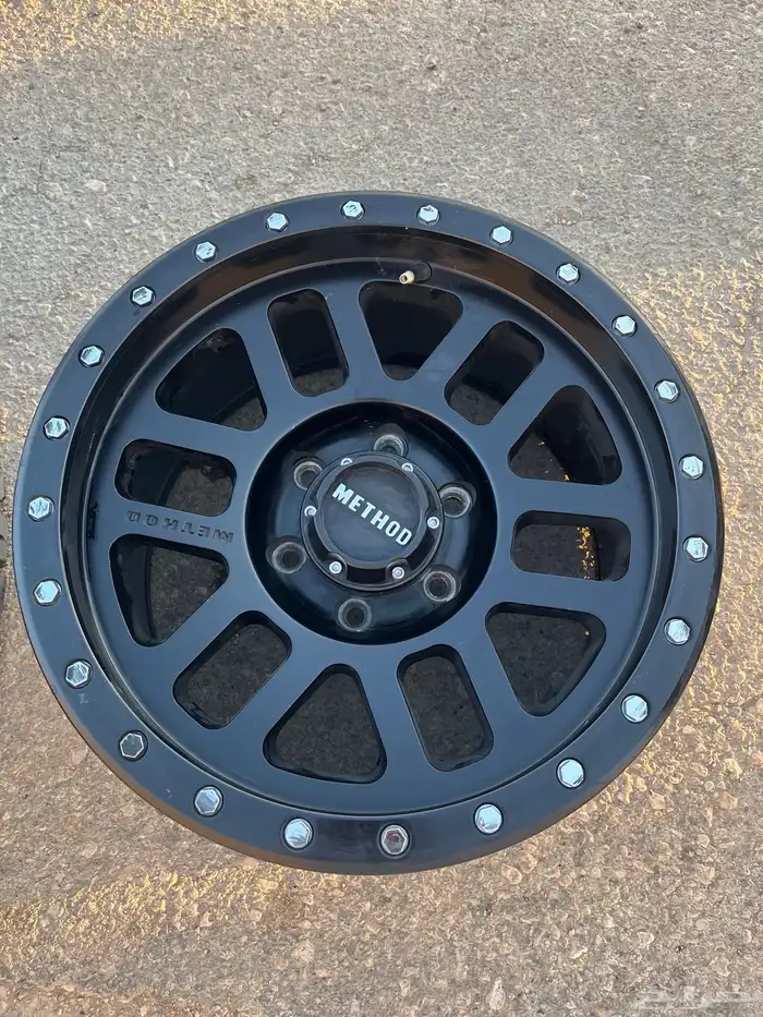 للبيع جنوط ميثود مقاس 17 0