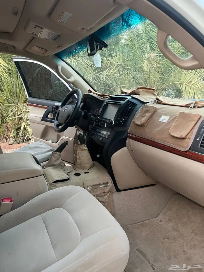 لاندكروزر هدد 2012 نظيف 9