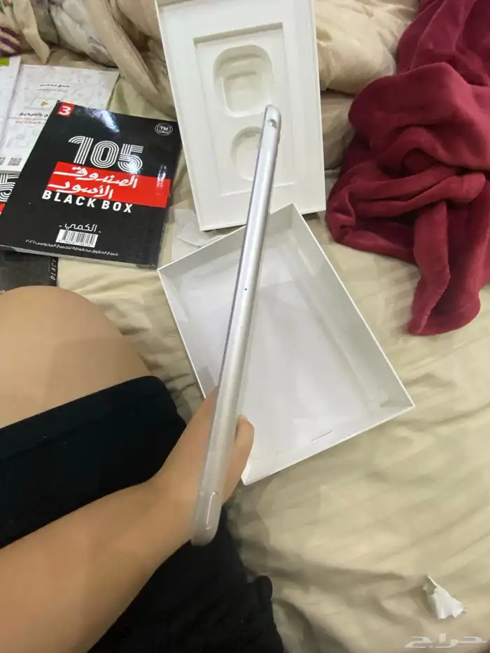 iPad جيل تسعة الشاشة مكسورة على السوم 10