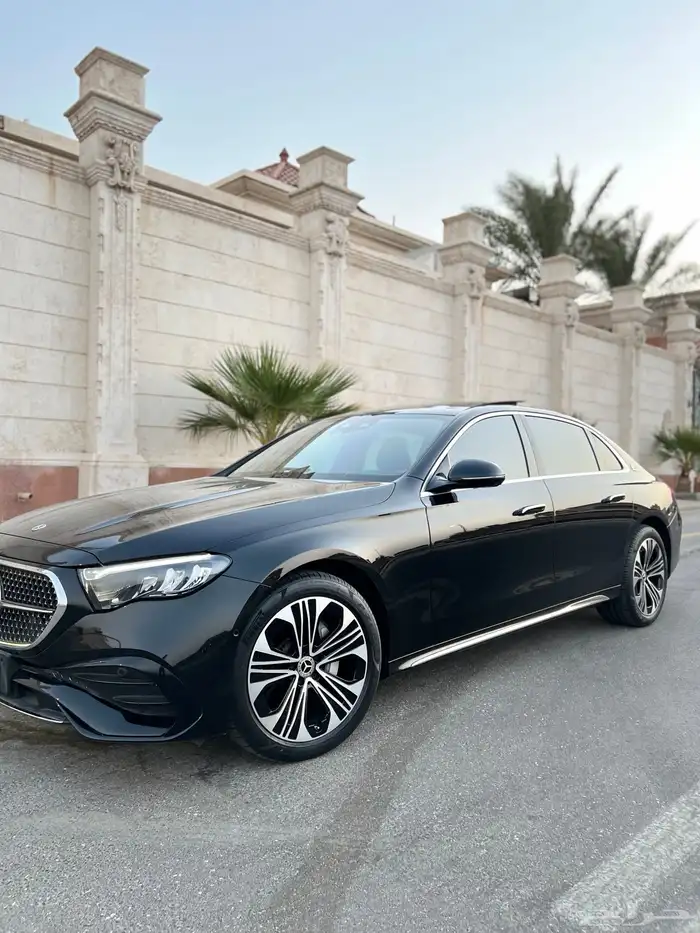 مرسيدس E300L لارج 2024 قمة النظافة مالك اول بحالة الوكالة 0