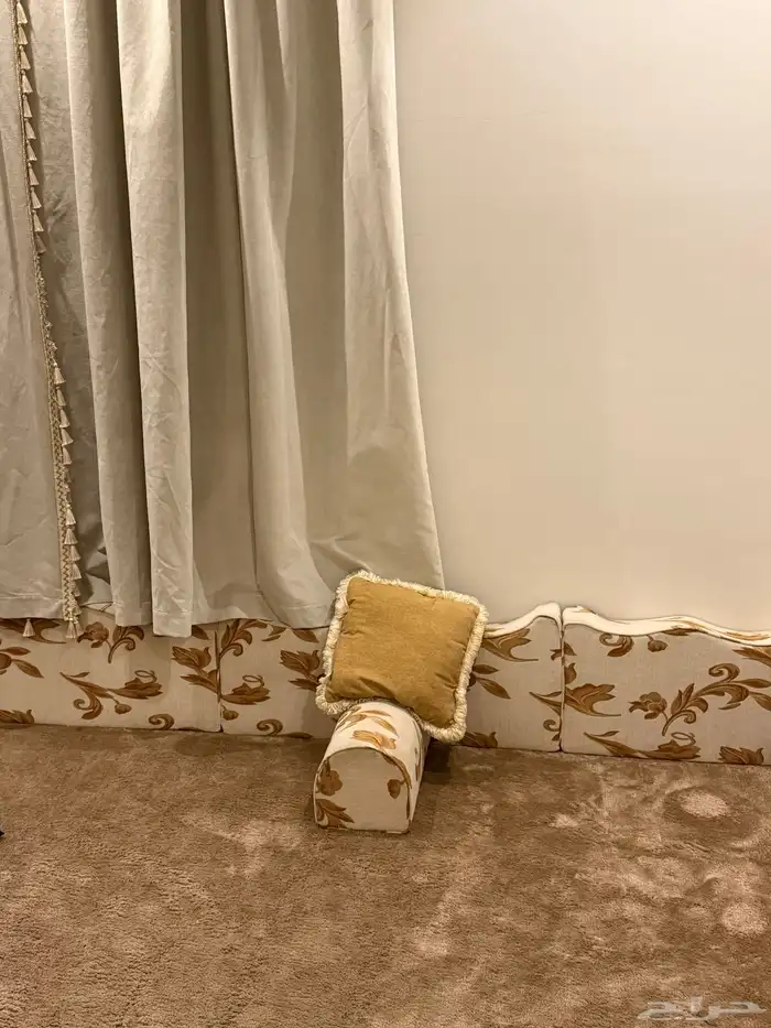 اثاث نظيف جدا  للبيع 7