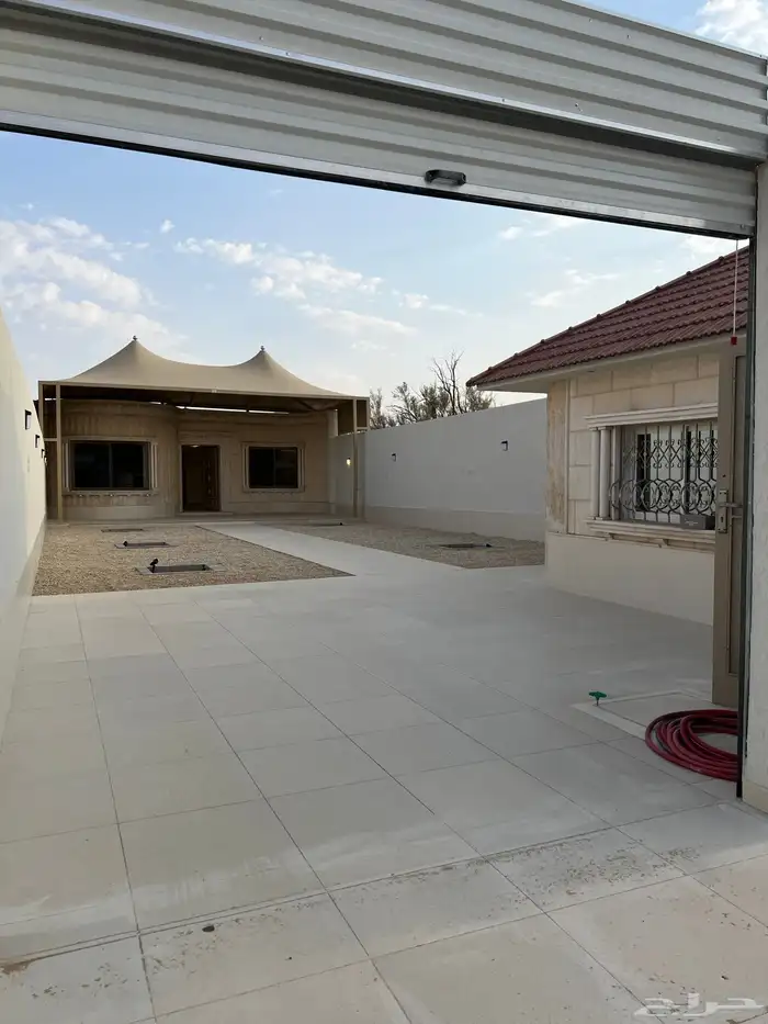 للبيع شالية ببريدة بالهدية 1