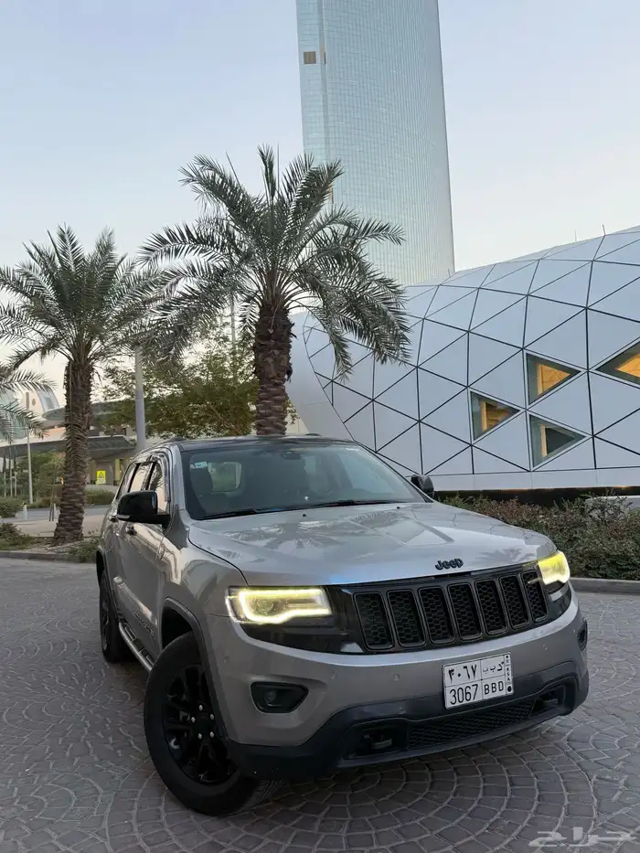 جيب قراند شيريوكي لاريدر 14