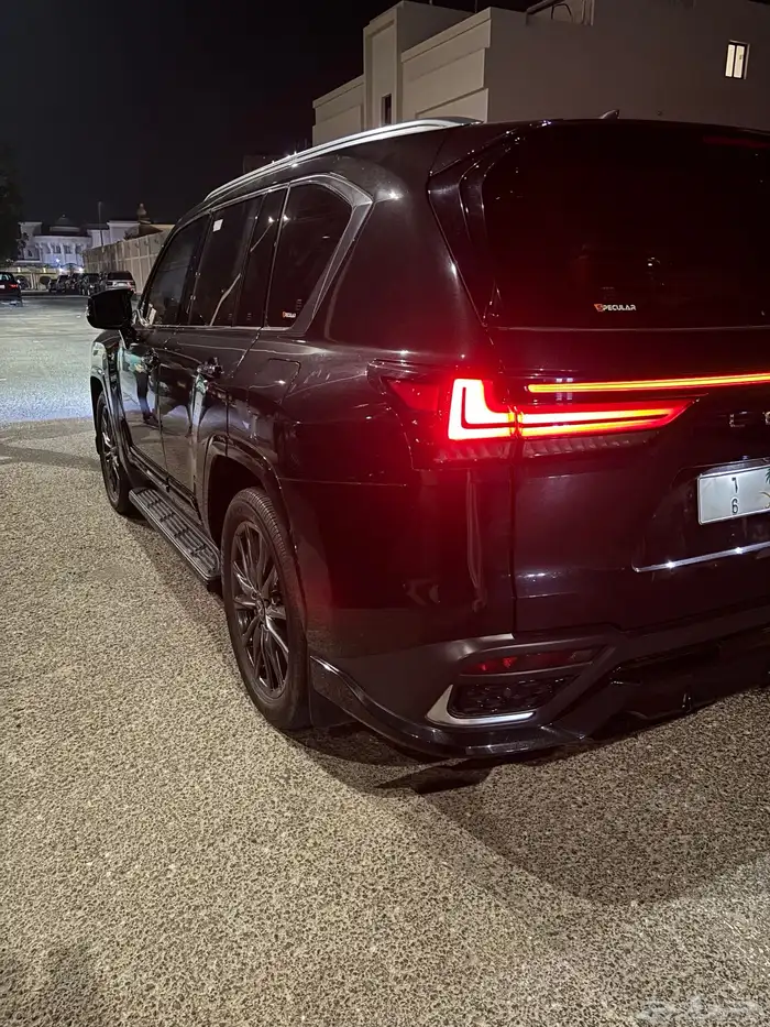 لكزس اف سبورت 2024 6