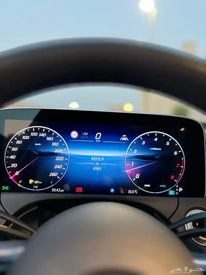 مرسيدس E300L لارج 2024 قمة النظافة مالك اول بحالة الوكالة 25