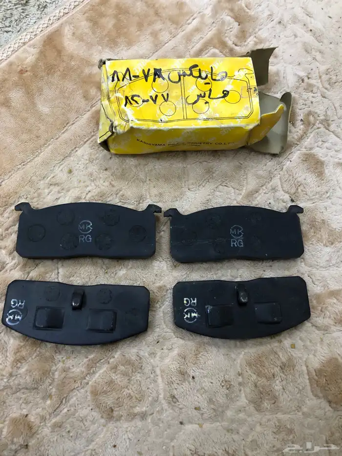 اقمشة فرامل أمامي هايلكس 78-83 ياباني 0