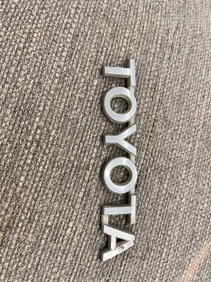 علامت تيوتا 1