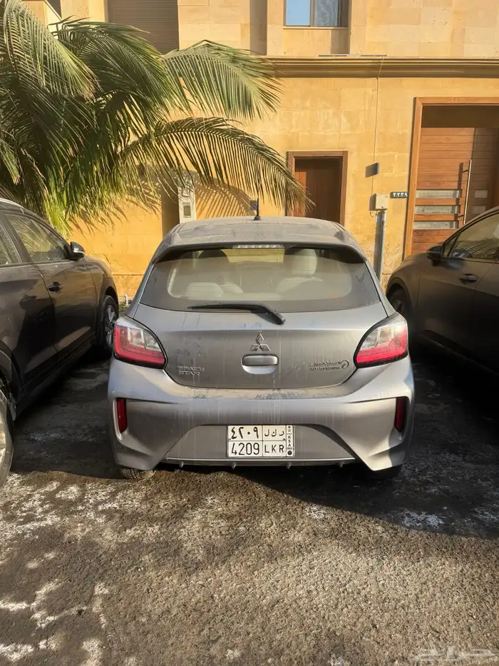 ميتسوبيشي سبيس ستار نظيفه جدا  للتنازل 4