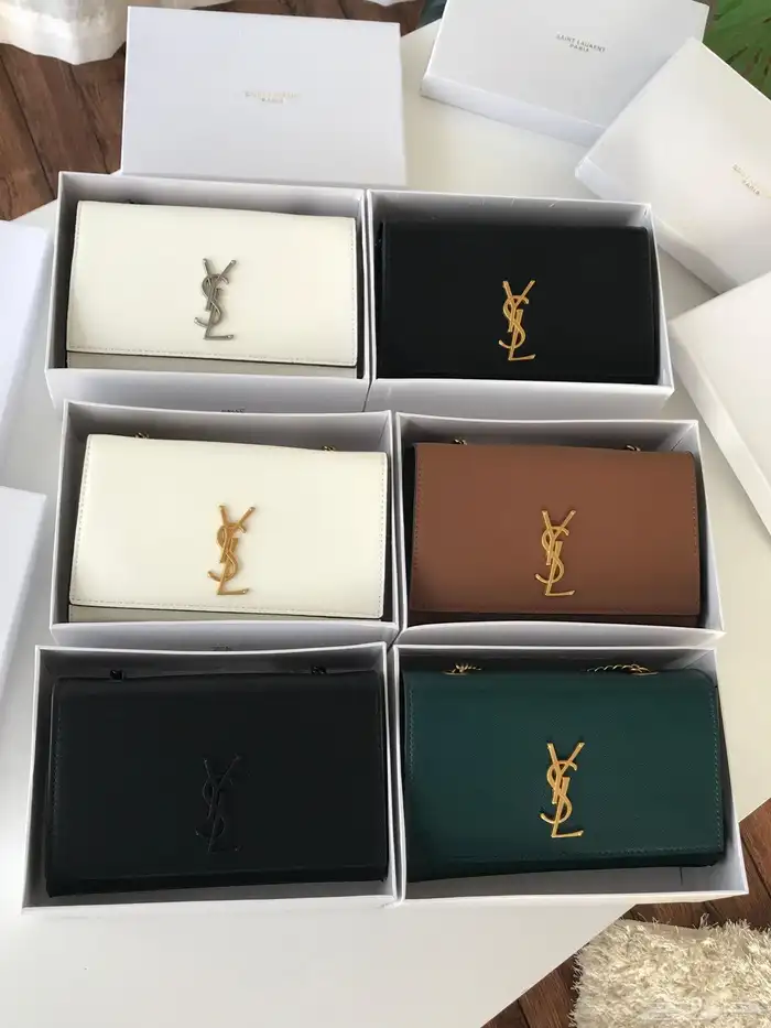شنط ماركات العرض شنطين ب180  والنشطه ب115 فقط 60