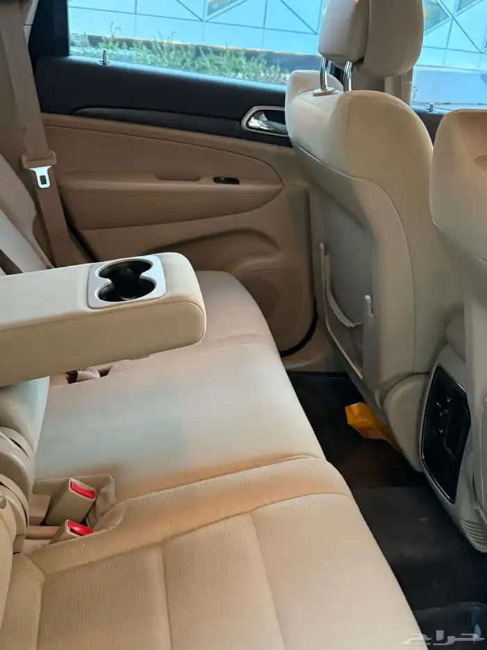 جيب قراند شيريوكي لاريدر 19