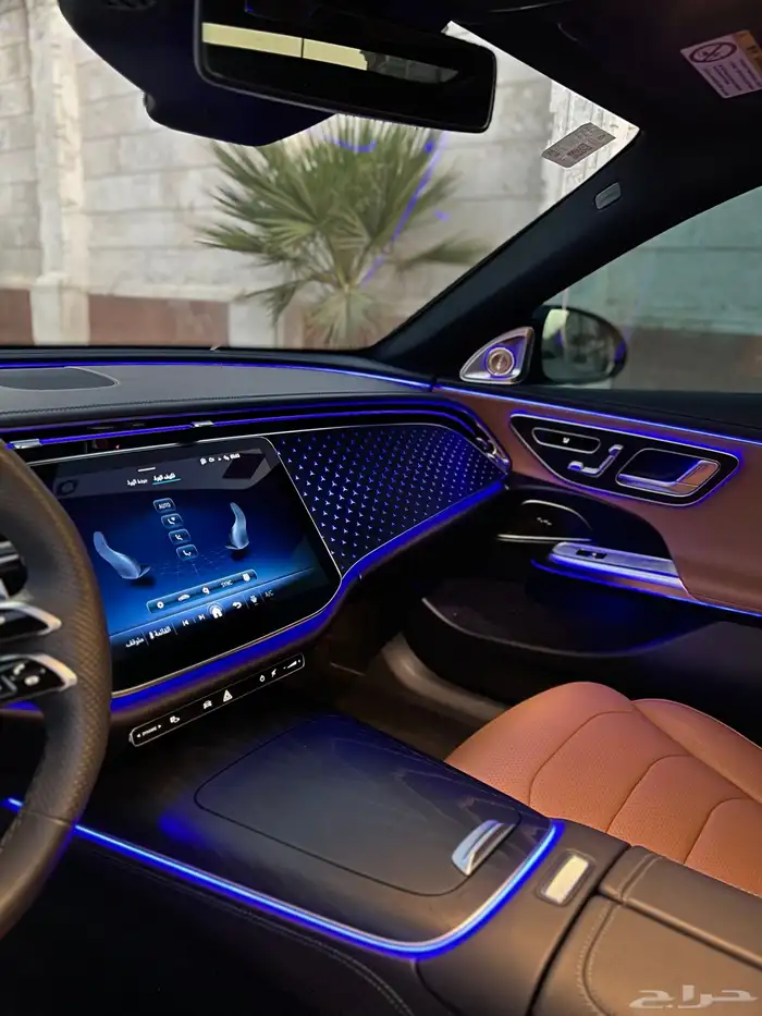 مرسيدس E300L لارج 2024 قمة النظافة مالك اول بحالة الوكالة 26