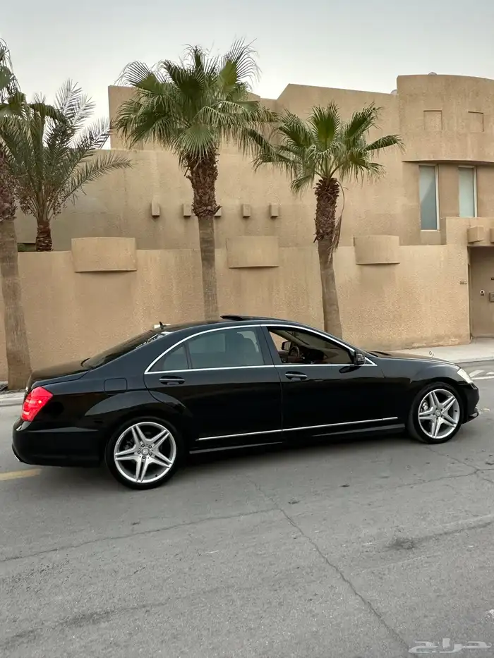 مرسيدس S350 مخزن ماشي 16 الف فقط بحاله الوكاله 60