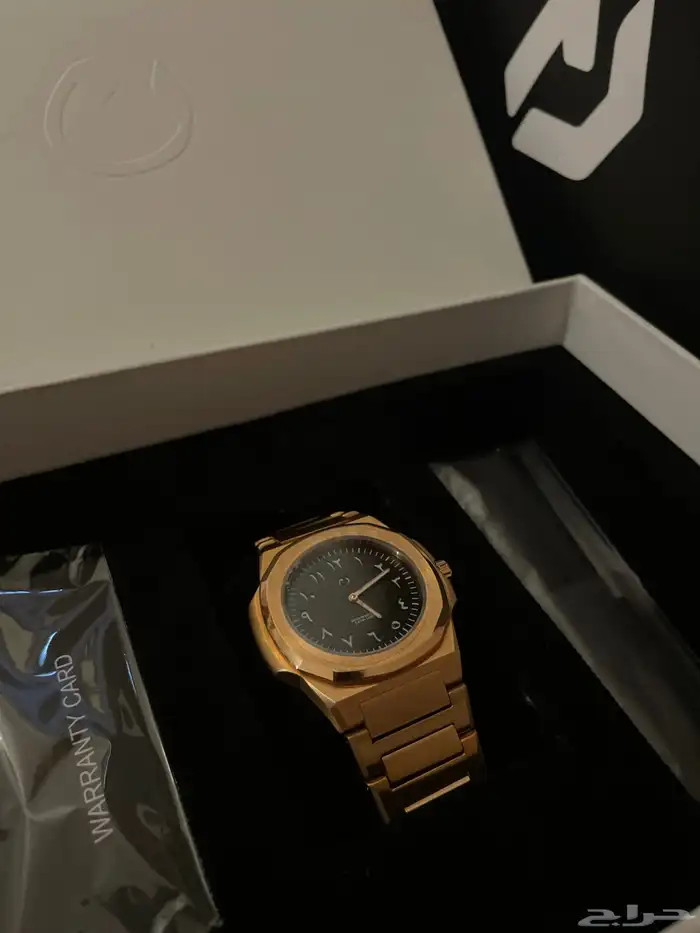 للبيع ساعه يد نون اوفيشال الفاخرة for sale a luxurious 4