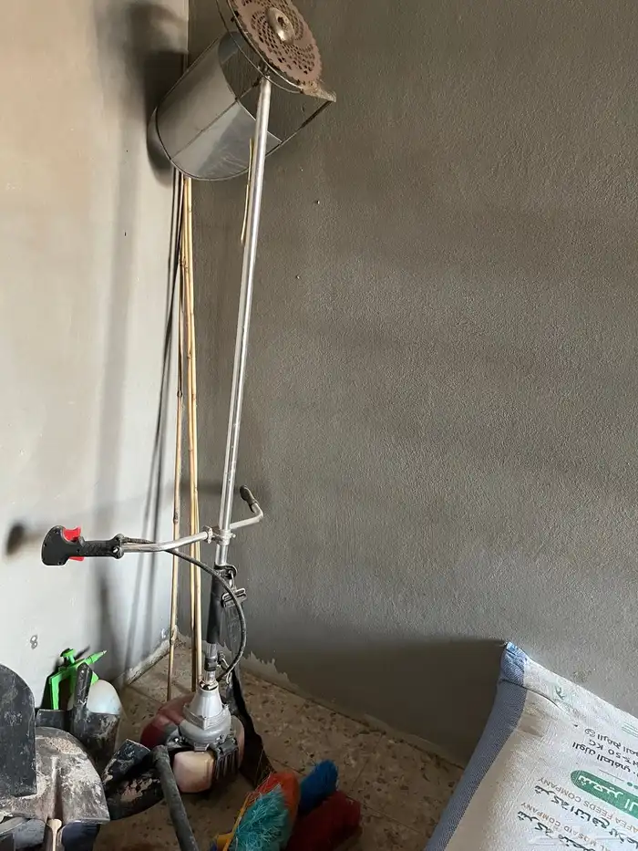 حصادة يدوية على البانزين 0