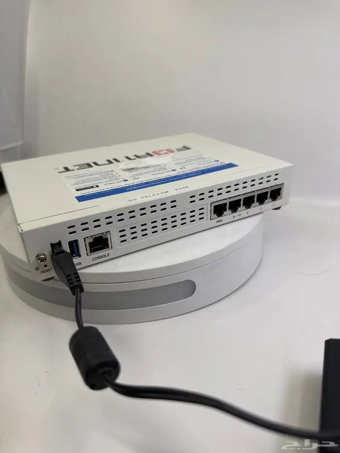 للبيع فايروول Fortinet FortiGate 40F مستعمل 2