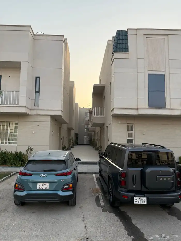 Villa for rent townhouse Al-Aridh district-تاون هاوس ايجار 1